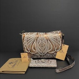 Patricia Nash Sarola Burnished Metallic Crossbody & Matching Wallet